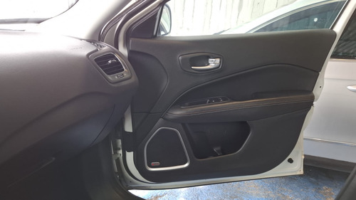Jeep Compass 2.0 Longitude Flex Aut. 5p