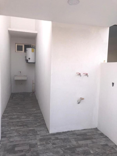 Imagen 6 de 20 de Lomas De La Rioja, Casa En Venta Con Recámara Eh Planta Baja Y Roof Garden Con Espectacular Vista