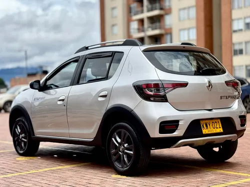 Renault Stepway 1.6 Intens
