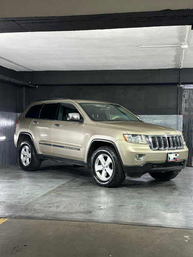Jeep Grand Cherokee Laredo 2012
