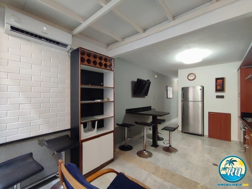 Imagen 14 de 30 de Impecable Town House En Venta En Res. Villas Santorini