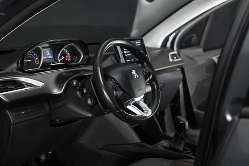 Imagen 18 de 25 de Peugeot 2008 Impecable! - Motorland Permuto / Financio