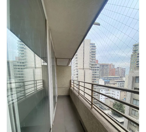 Oportunidad Amunátegui - Metro Santa Ana.