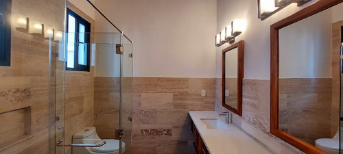 Imagen 15 de 21 de Lujosa Casa A 10 Minutos De #antiguaguatemala Dentro De Condominio Boscoso