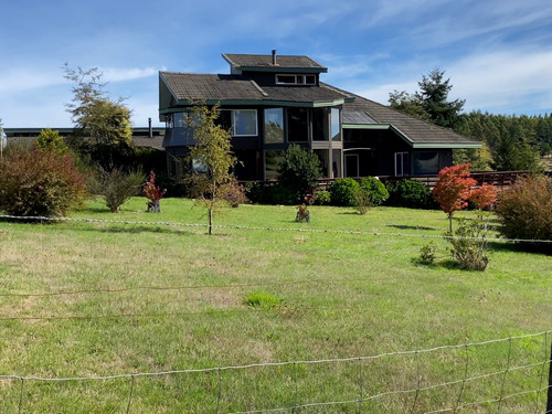 Venta De Campo Con Moderna Casa En La Unión