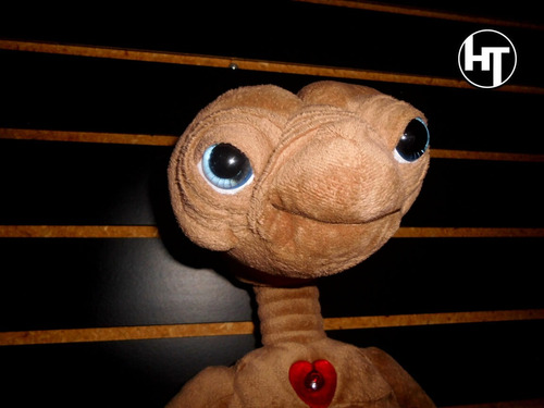 Imagen 3 de 9 de E.t. El Extraterrestre, Peluche, Con Luz, 15 Pulgadas.