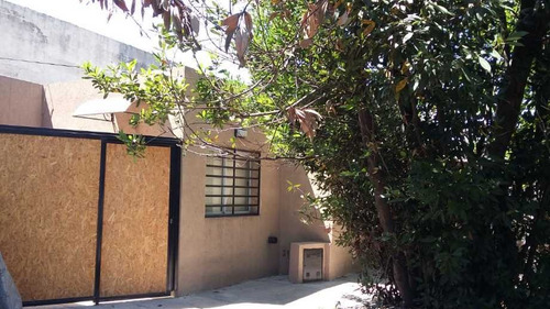Imagen 9 de 11 de Casa Ph De 2 Ambientes En Venta - Moron Norte