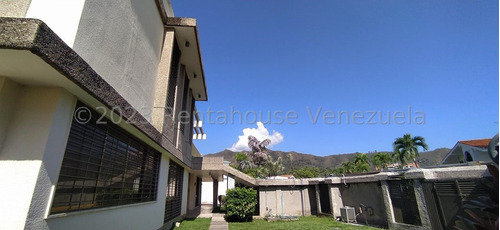 Casa Venta  La Viña  Ubicada En Tes Parcelas Con Pozo Y Planta Electrica 100%valencia Carabobo Lf23-19628