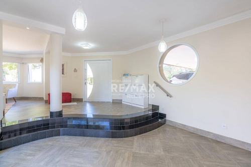 Imagem 7 de 30 de Casa Com 3 Quartos À Venda, Sendo 3 Suítes 537 M² De Área Construída Por R$ 2.170.000 - Cond. Moinho Do Vento - Valinhos/sp- Á 15 Min. Do Porto Seguro - Ca7594