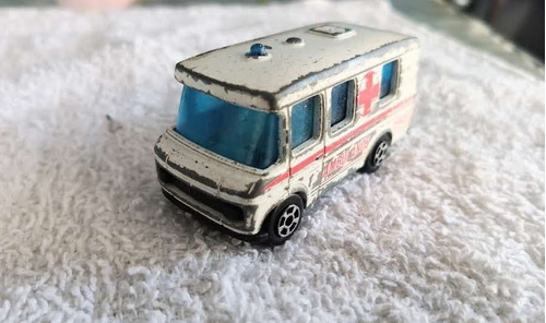 Mercedes Benz Ambulancia, Playart, Hecho En Macao