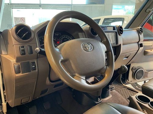 Imagen 5 de 7 de Toyota Machito Land Cruiser