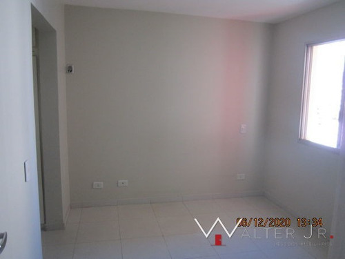 Apartamento Padrão Com 3 Quartos No Edifício Pamplona - Edificiopamplona-v