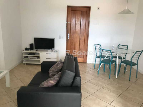 Imagem 5 de 15 de Flat Com 1 Quarto Na Barra Da Tijuca, Av. Do Pepê - Bafl10001