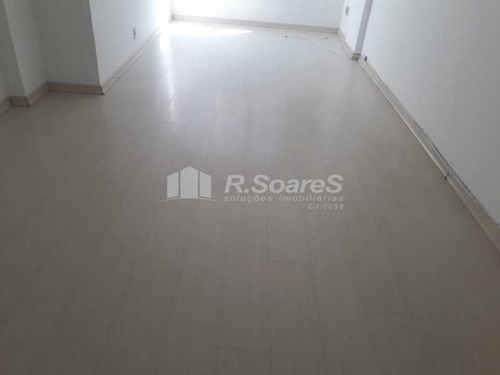 Imagem 7 de 15 de Apartamento Com 2 Quartos Na Tijuca. Rua Antônio Baslio - Jcap30467