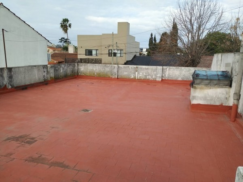 Imagen 18 de 18 de Casa Al Frente Con Departamento De Acceso Individual