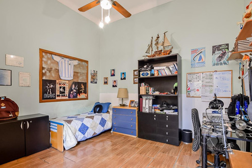 Imagen 15 de 28 de Hermoso Ph De 5 Ambientes - Patio - Jardin - Piscina - Terraza - Parrilla - Sin Expensas - Reciclado