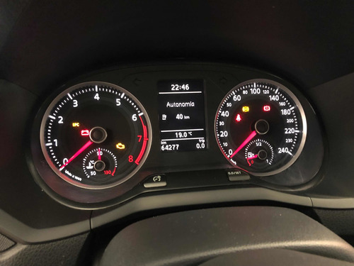 Imagen 12 de 14 de Volkswagen Gol 2017 1.6 Trendline Mt 4 P