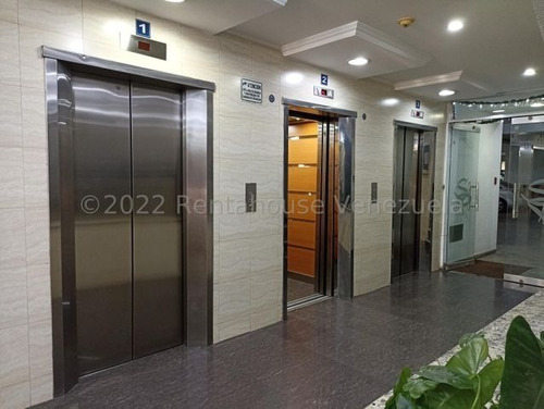Imagen 3 de 15 de Apartamento En Venta En Edificio De Alta Gama Ubicado En La Zona Centro De Maracay, Código 22-17070 @karlaiacobucci.rah 04243748715