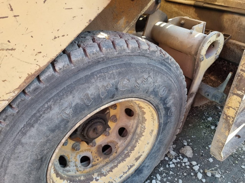 Terminadora De Asfalto Blaw Knox Volvo Bk 1998 - Bremotors
