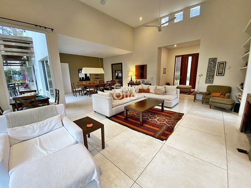 Imagen 5 de 30 de Casa En Barrio Privado En Punta Del Este. Laguna Blanca- Ref: 23274
