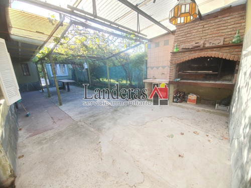 Imagen 29 de 30 de Casa 5 Amb. - Lote Propio De 10 X 40 - Todos Los Servicios Conectados!!