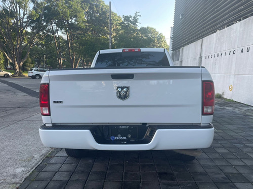 Imagen 6 de 14 de Ram 1500 2018 Crew Cab Slt Trabajo 4x2 V6 8at