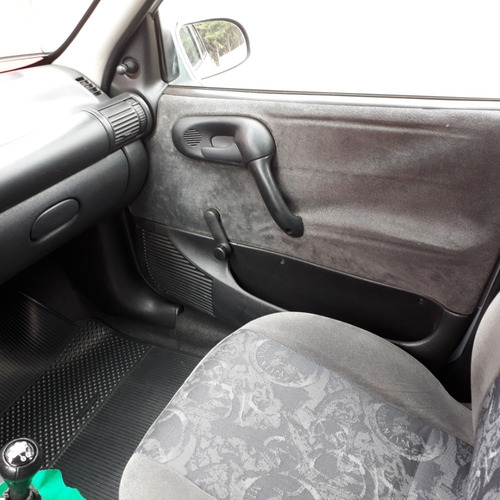 Chevrolet Corsa Sedan Millenium 2002 5 Portas 1.0