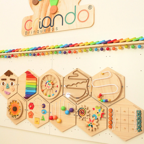 Criando Brinquedos Painel Sensorial Colmeia Sentimentos