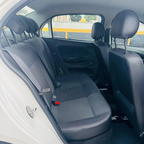 Volkswagen Voyage 1.6l Mb5