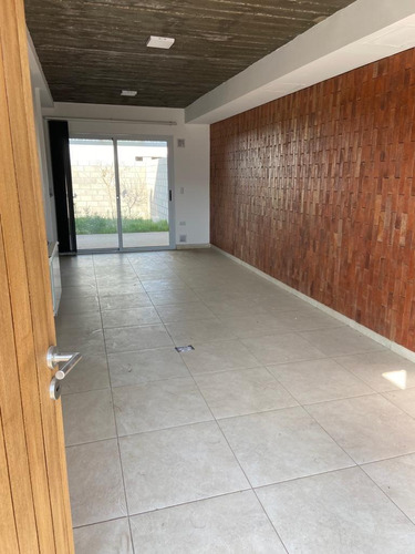 Imagen 2 de 15 de Alquilo Duplex 3d 3b Prados De Manantiales