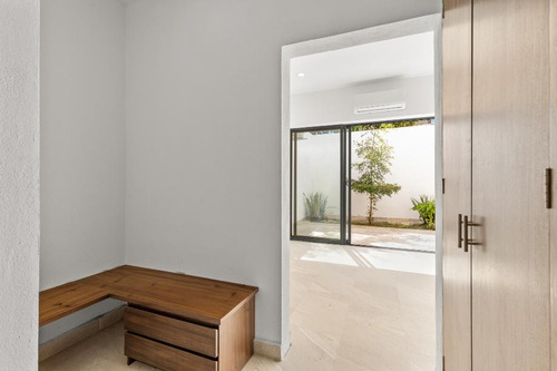 Edificio En Venta En Colonia San Esteban, Puerto Vallarta, Jalisco