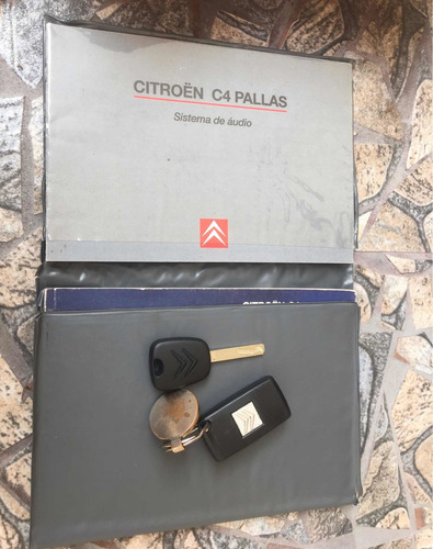 Citroën C4 Pallas 2009 2.0 Exclusive Flex Aut. 4p