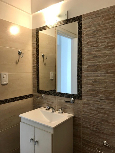 Imagen 5 de 12 de Venta 3 Ambientes Con Balcon - Zona Centro