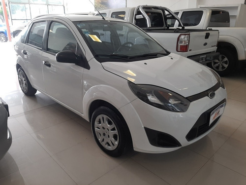 Ford Fiesta 1.6 Max One Ambiente 98cv 2014