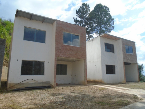 Imagen 4 de 7 de Casa En Venta En Carrizal. Urb. El Pinar (md.30)