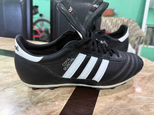 Tacos De Futbol Adidas Copa Mundial (Usado)