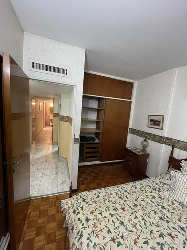 Piso 3 Ambientes Con Dependencia