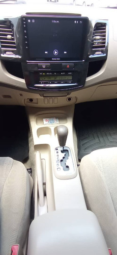 Imagen 8 de 10 de Toyota Fortuner Sr5