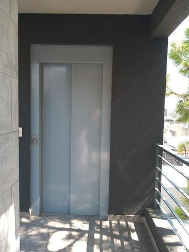 Imagen 4 de 14 de Departamento De 2 Ambientes Con Cochera Y Baulera