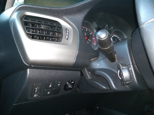 Imagen 15 de 23 de Citroën C-elysée 2019 1.6 Feel Vti 115 Am18