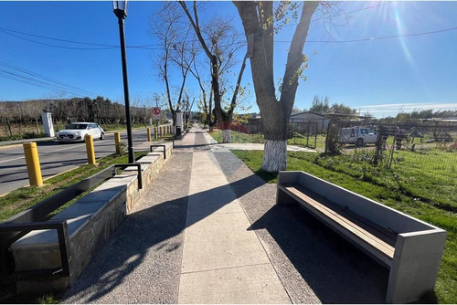 Terreno En Acceso A Maule, 2.400 M2