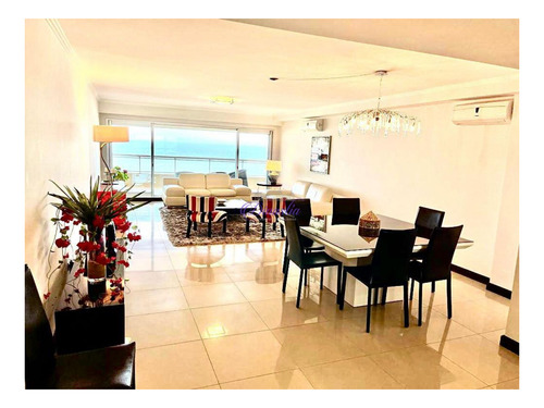Imagen 3 de 13 de Venta Apartamento 3 Dormitorios Y Dep. En Playa Brava, Punta Del Este
