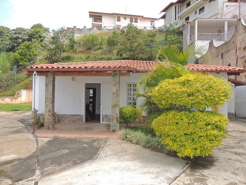 Imagen 1 de 10 de Comoda Casa En Colinas De Carrizal