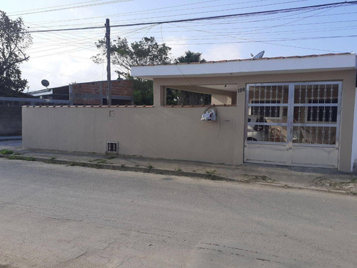 Imagem 2 de 27 de Casa Com 4 Dormitórios À Venda, 100 M² Por R$ 290.000,00 - Morro Do Algodão - Caraguatatuba/sp - Ca0118
