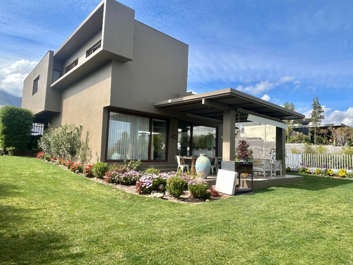 Ojo ¡¡¡bajó De Precio!!! Casa Mediterránea Con Quincho!
