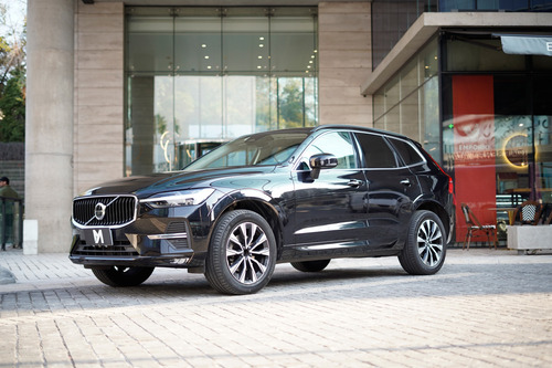 Volvo XC60 B5 AWD