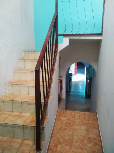 Imagen 7 de 12 de Casa En Venta Punta Brava Calle Guaicaipuro Oeste Los Teques
