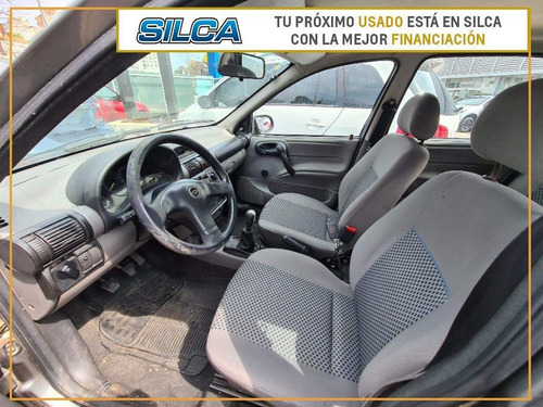 Chevrolet Corsa Super 1.4 2010 Gris Oscuro 4 Puertas