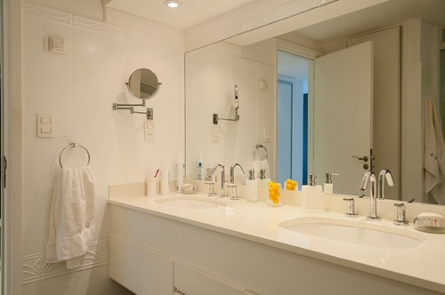 Imagen 22 de 29 de Penthouse En Playa Mansa En Alquiler (ref: Lij-5590)