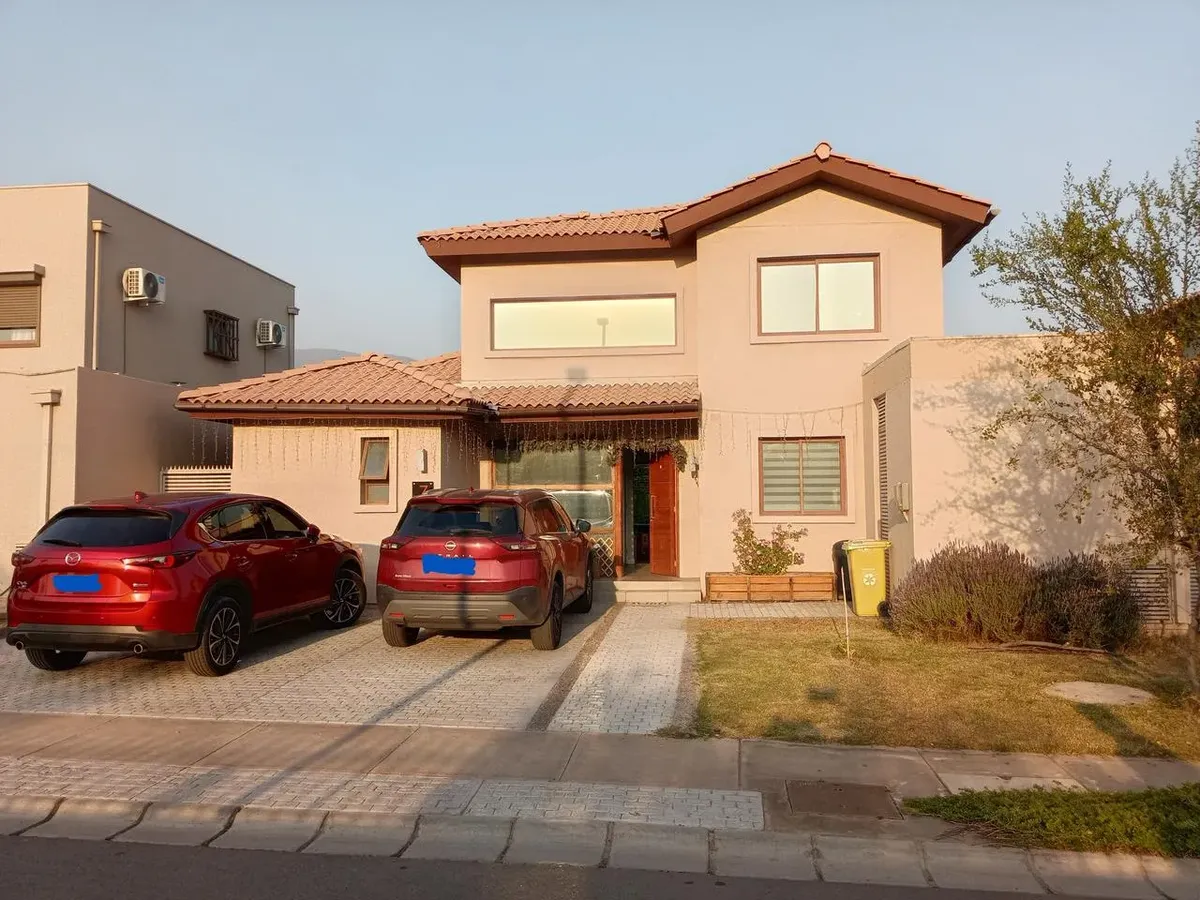 Imagen 3 de 30 de Descubre Tu Proximo Hogar En Esta Encantadora Casa En Venta